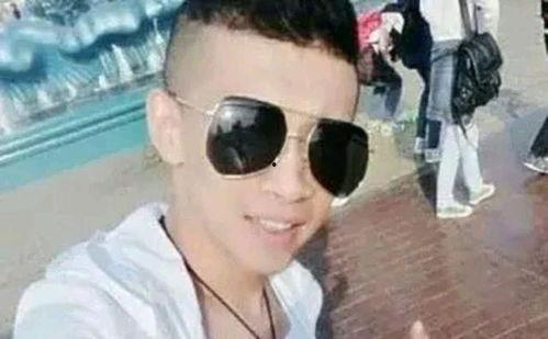 福州网红李先生是谁,从街头巷尾到网络红人的蜕变之路
